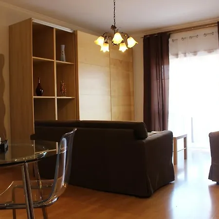 B&B Xenia Alojamento Local 코임브라