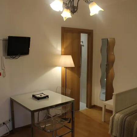 Bed & Breakfast Xenia Alojamento Local